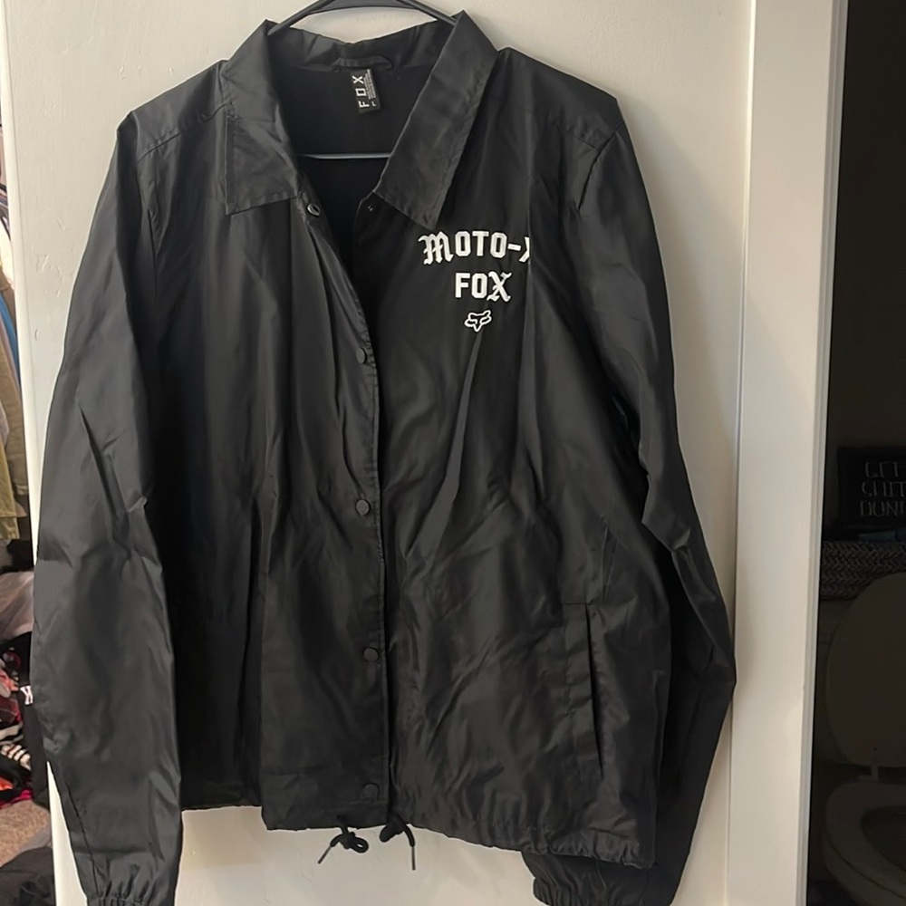 FOX size Large windbreaker NWOT